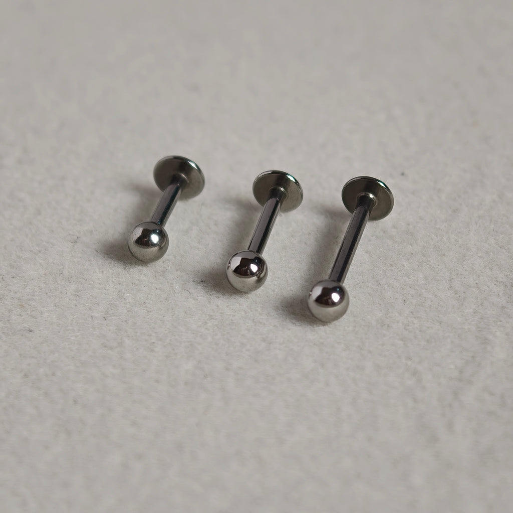 Basic Flat Back Labret - Surgical Stainless Steel 316L