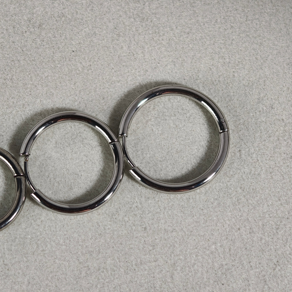 Hoop Clicker - Surgical Stainless Steel 316L