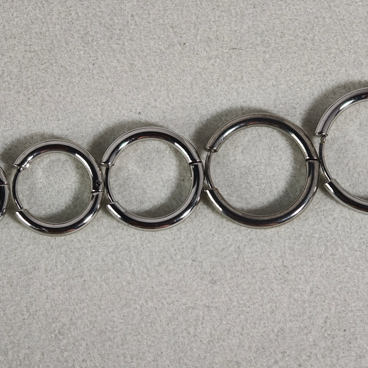 Hoop Clicker - Surgical Stainless Steel 316L