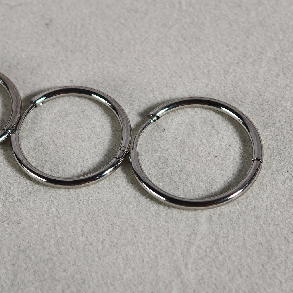 Hoop Clicker - Surgical Stainless Steel 316L