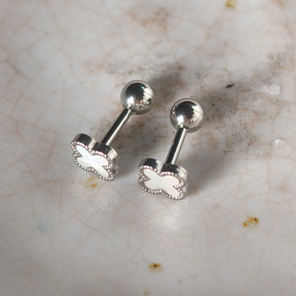 Pearl Clover Ball End - Surgical Stainless Steel 316L