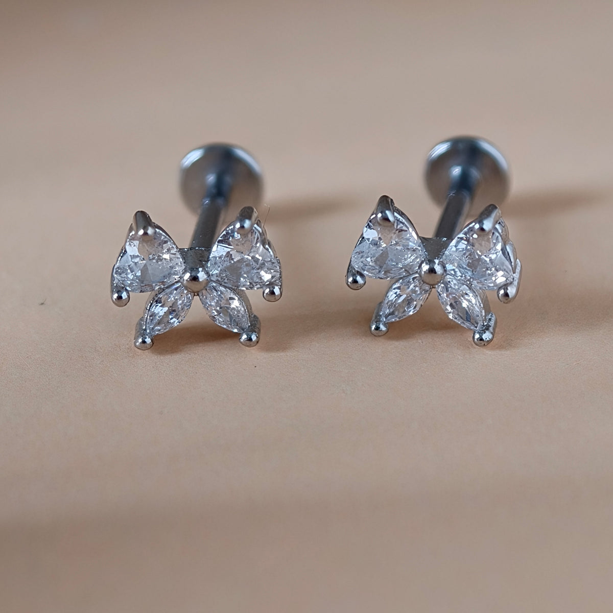 Heart Ribbon Flat Back Labret - Surgical Stainless Steel 316L