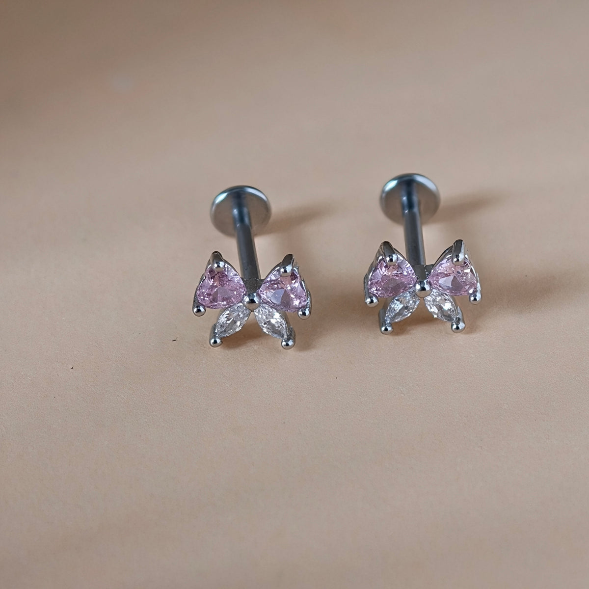 Heart Ribbon Flat Back Labret - Surgical Stainless Steel 316L